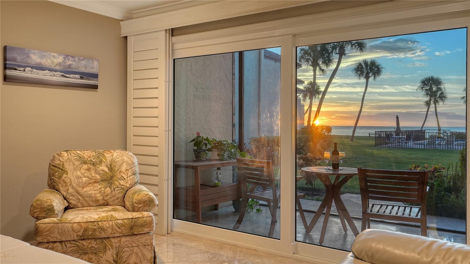 Image 13 of 16 For 4660 Ocean Boulevard P1