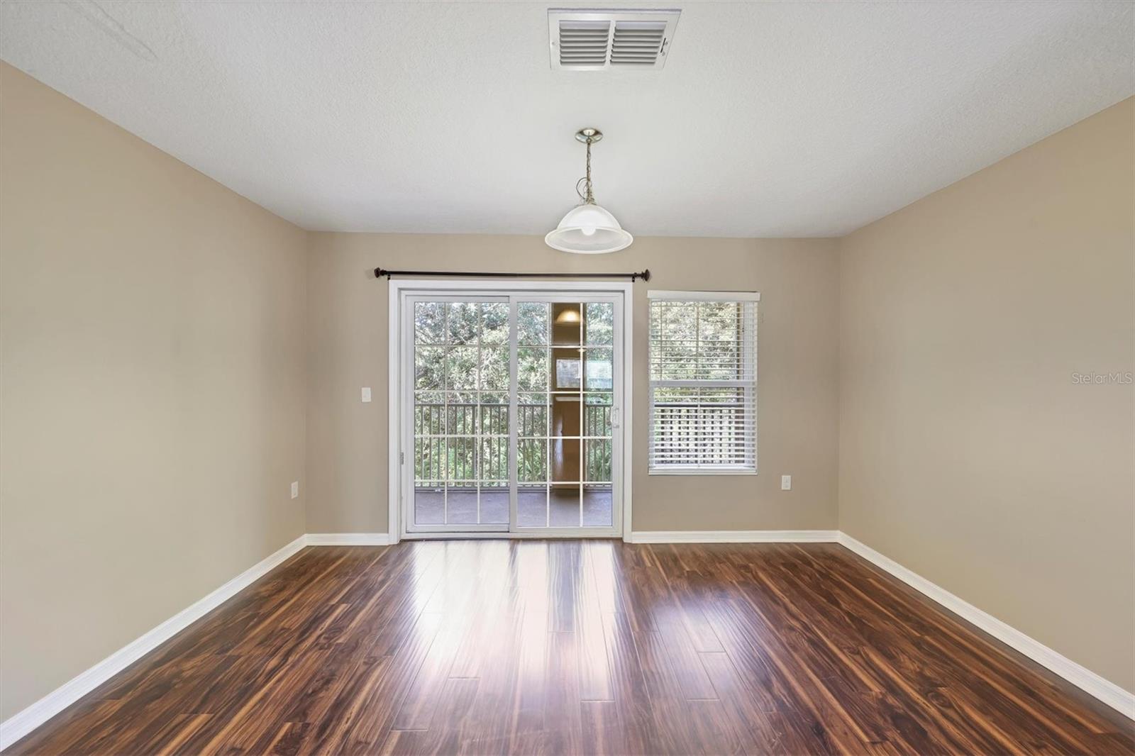 Image 11 of 30 For 7322 Black Walnut Way 7322