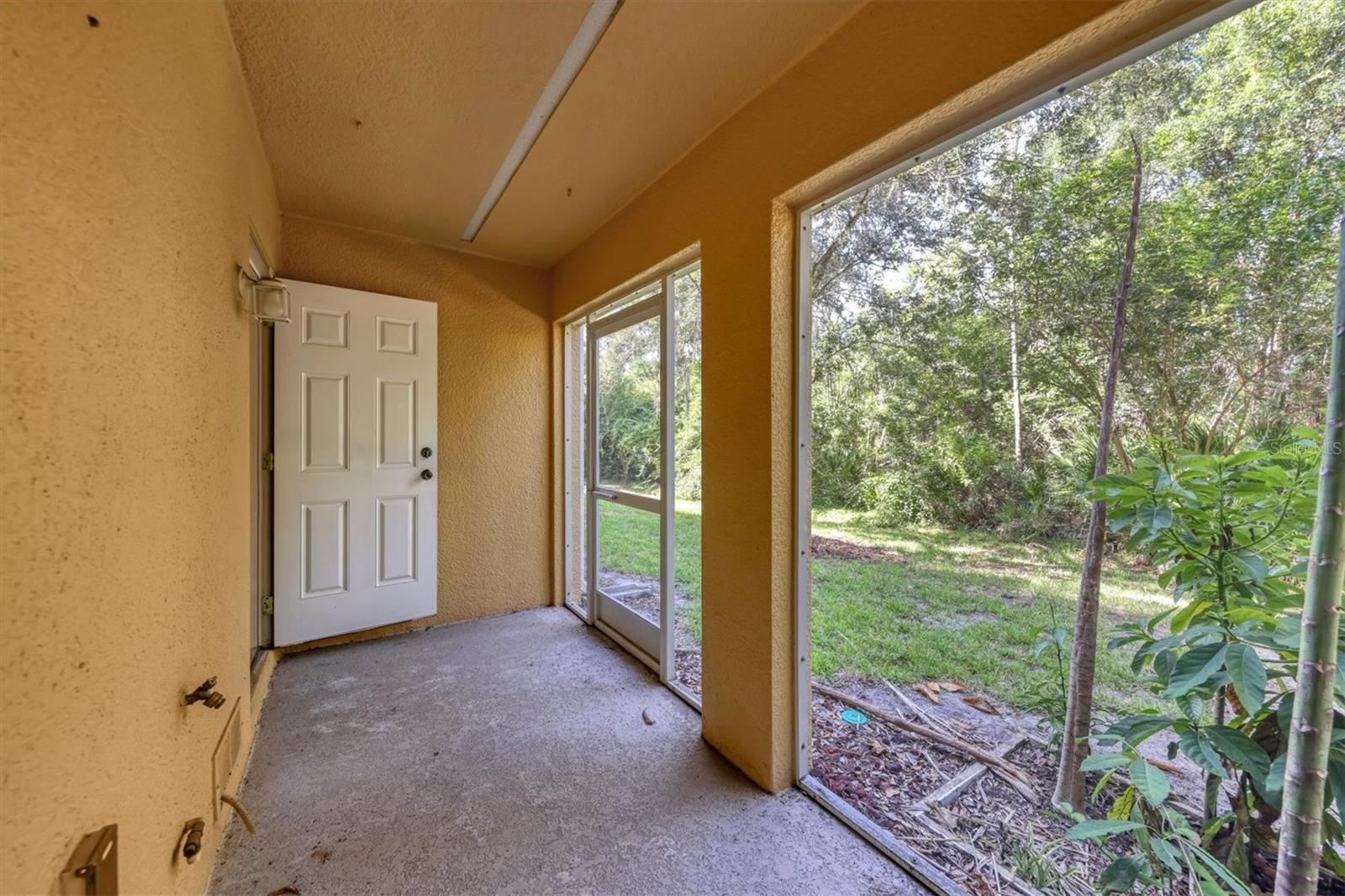 Image 26 of 30 For 7322 Black Walnut Way 7322