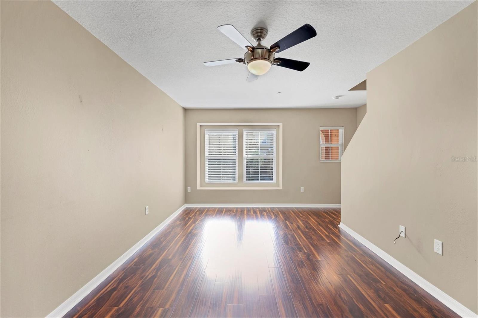 Image 4 of 30 For 7322 Black Walnut Way 7322