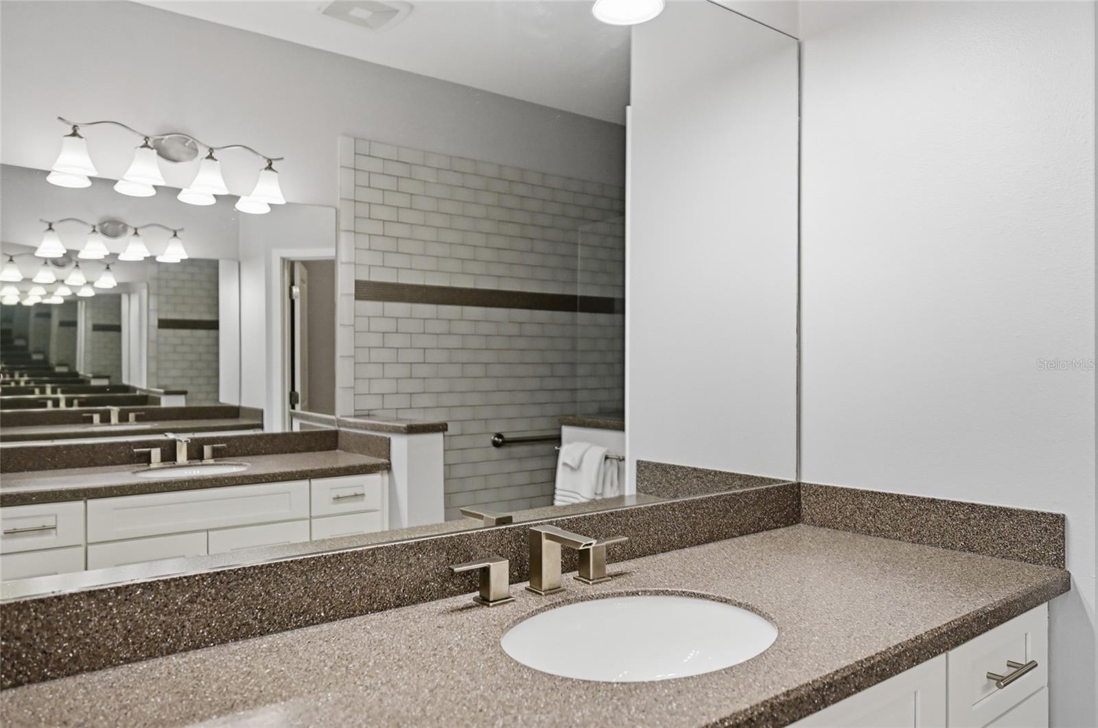 Image 31 of 50 For 7105 Vista Bella Drive