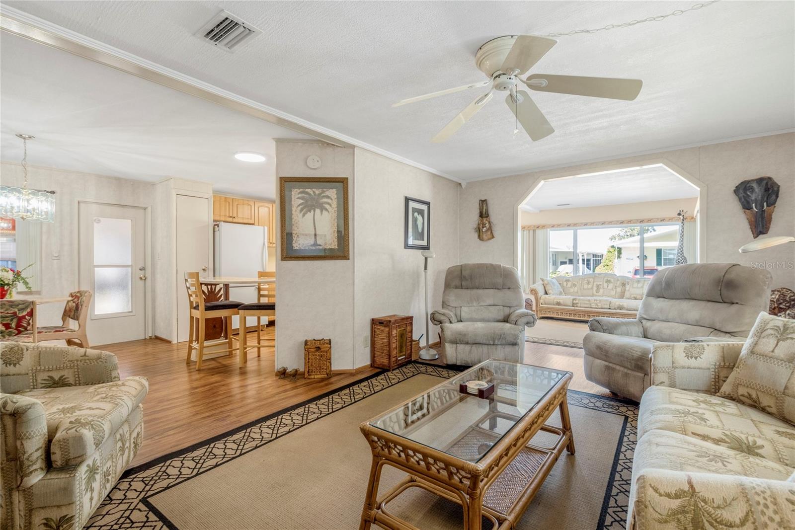 Image 13 of 45 For 533 Fleetwood Street