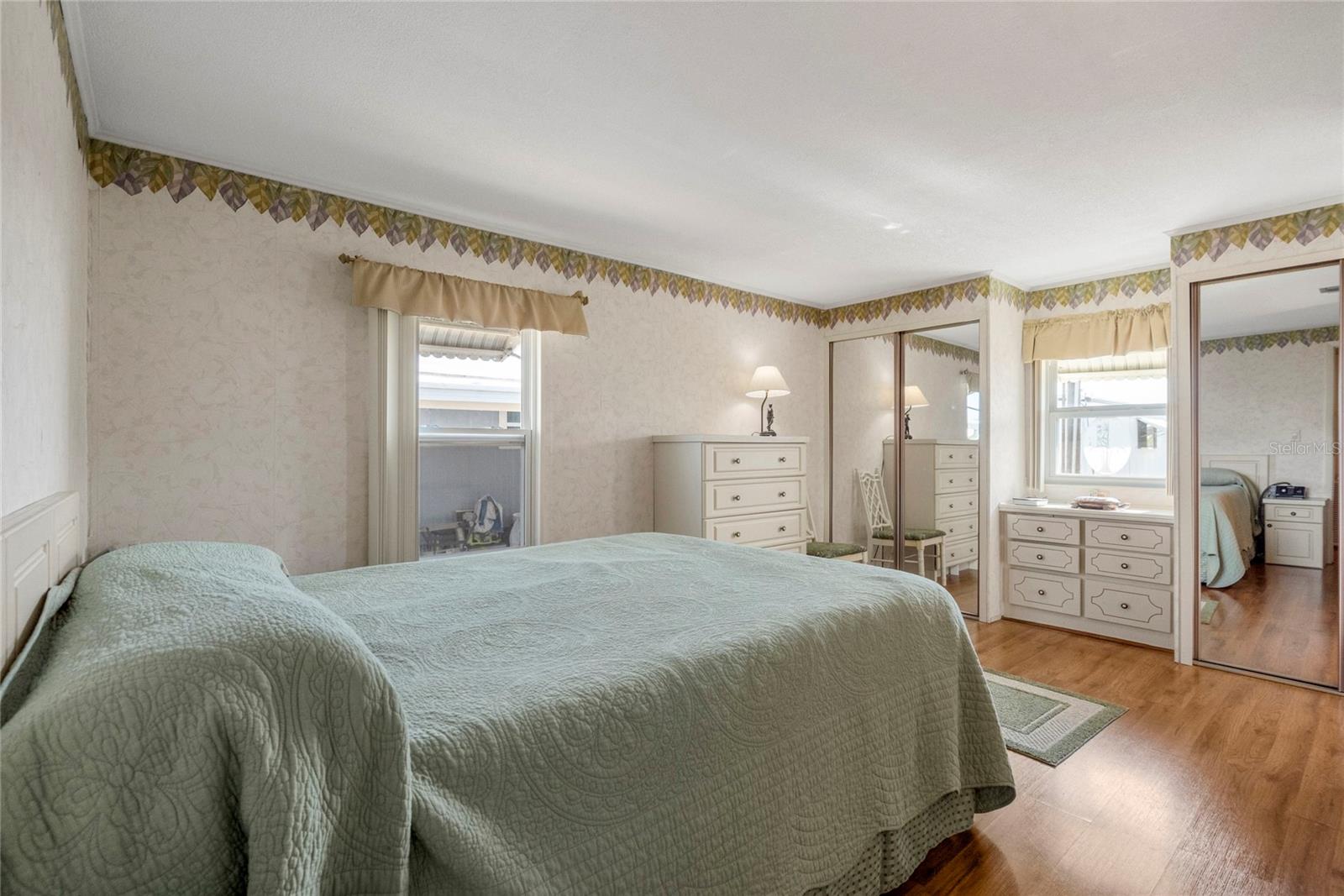 Image 21 of 45 For 533 Fleetwood Street