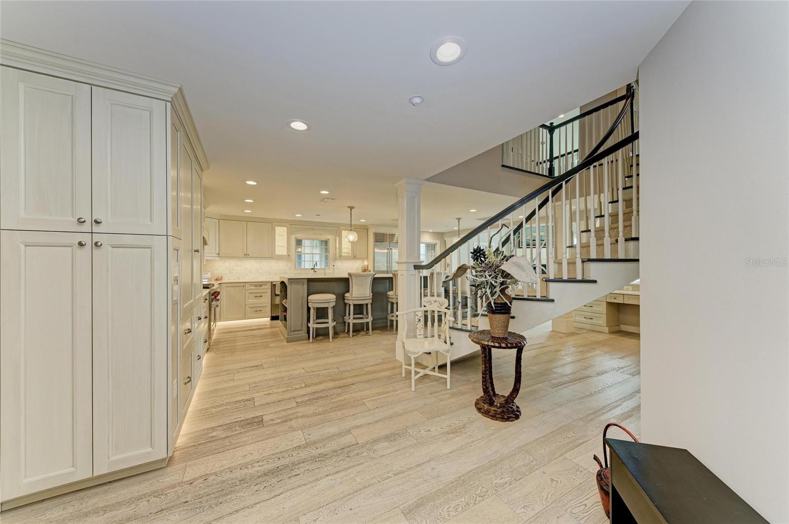 Image 3 of 50 For 4473 Gulf Of Mexico Drive 4473