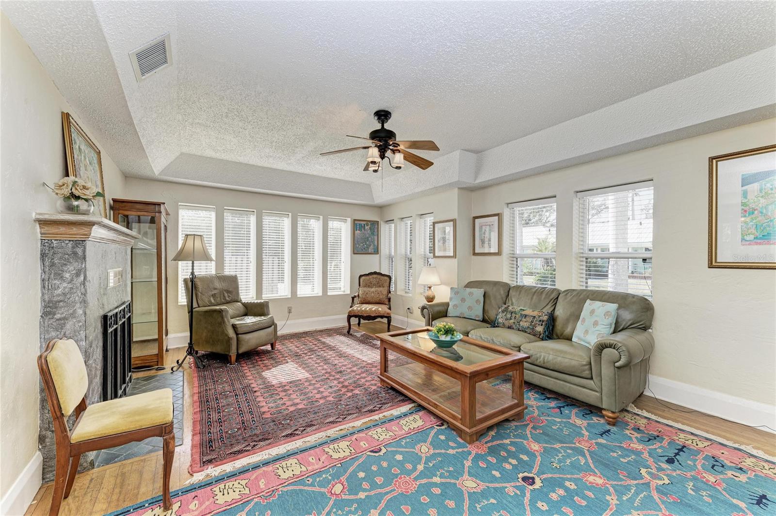 Image 18 of 65 For 401 27th Street W