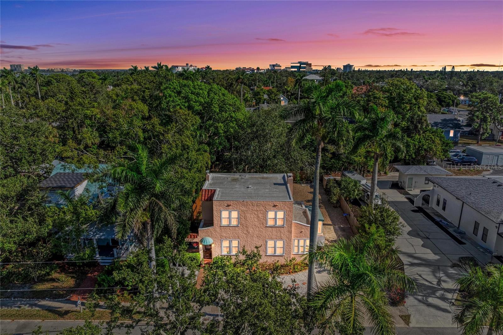 Image 2 of 65 For 401 27th Street W