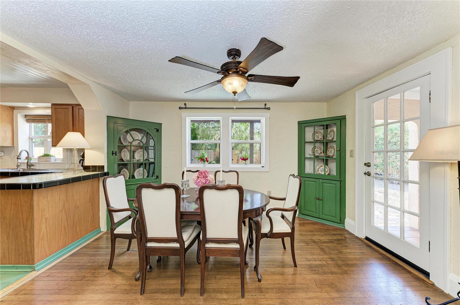 Image 25 of 65 For 401 27th Street W