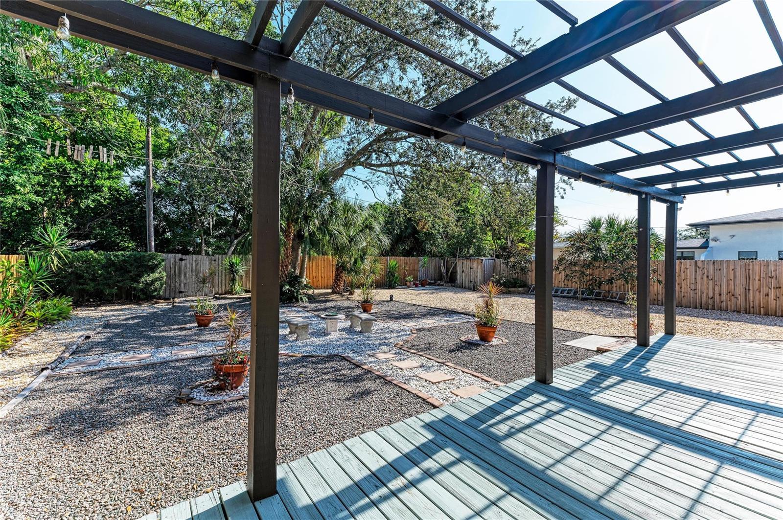 Image 51 of 65 For 401 27th Street W