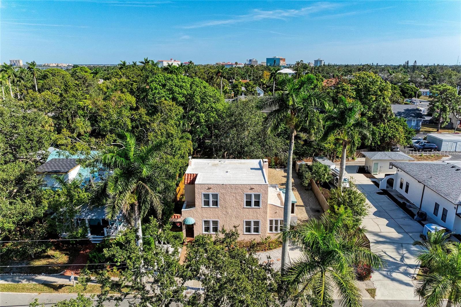 Image 7 of 65 For 401 27th Street W