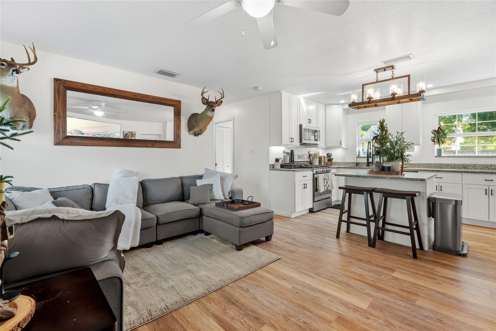 Image 4 of 31 For 1032 Willis Avenue