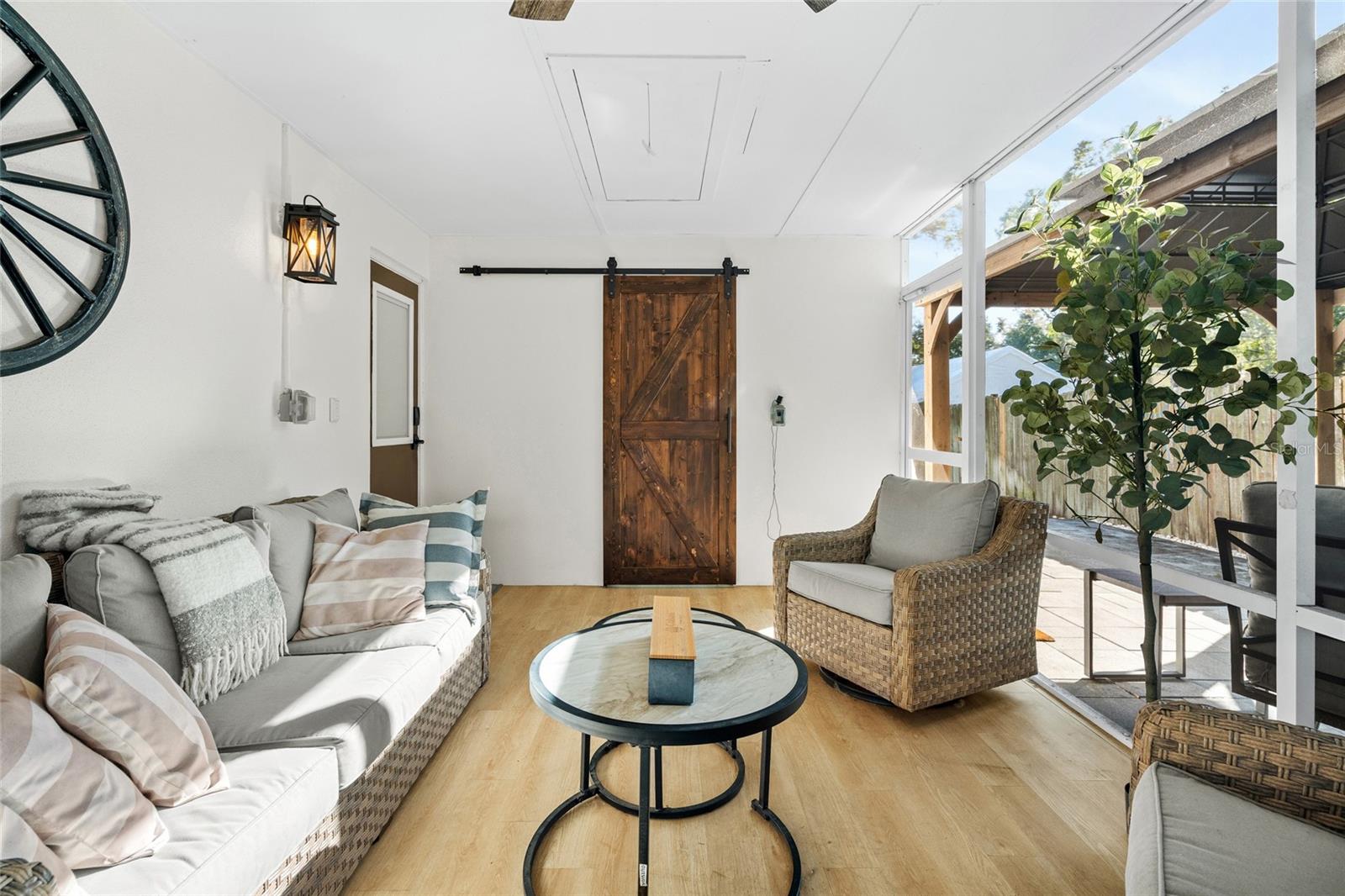 Image 8 of 31 For 1032 Willis Avenue