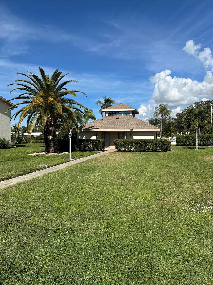 Image 37 of 40 For 1767 Lake Place 1767c