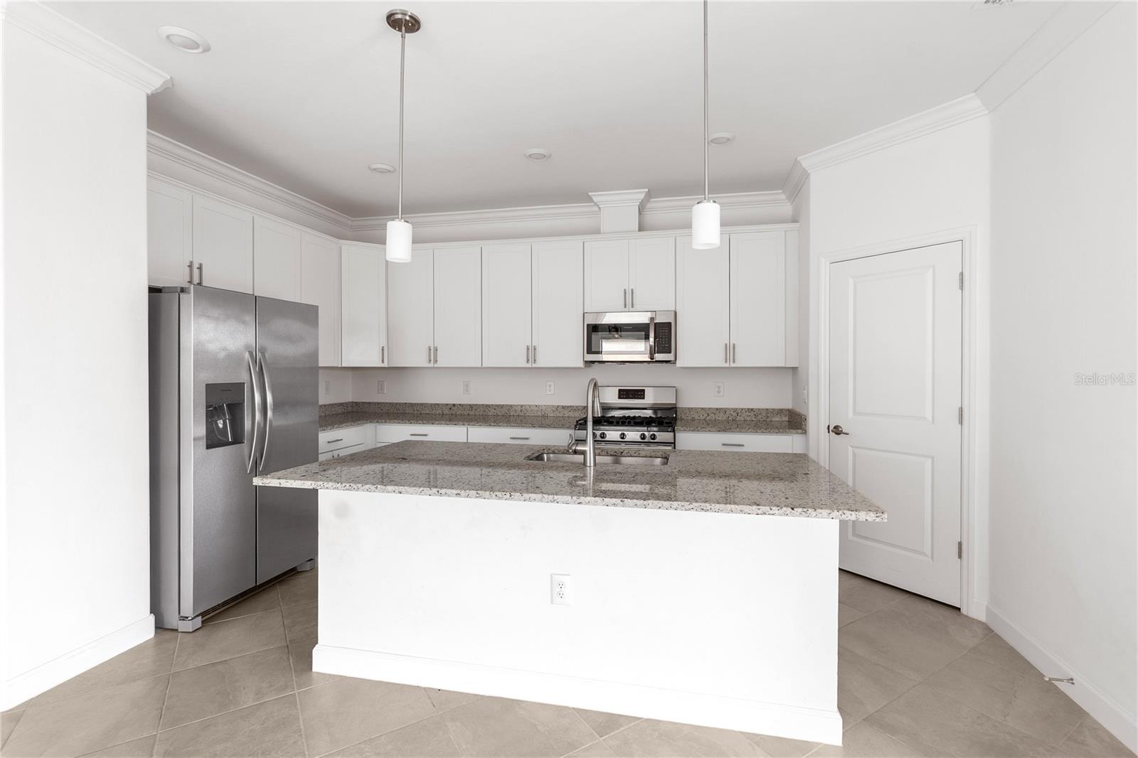 Image 6 of 36 For 5239 Coral Reef Way