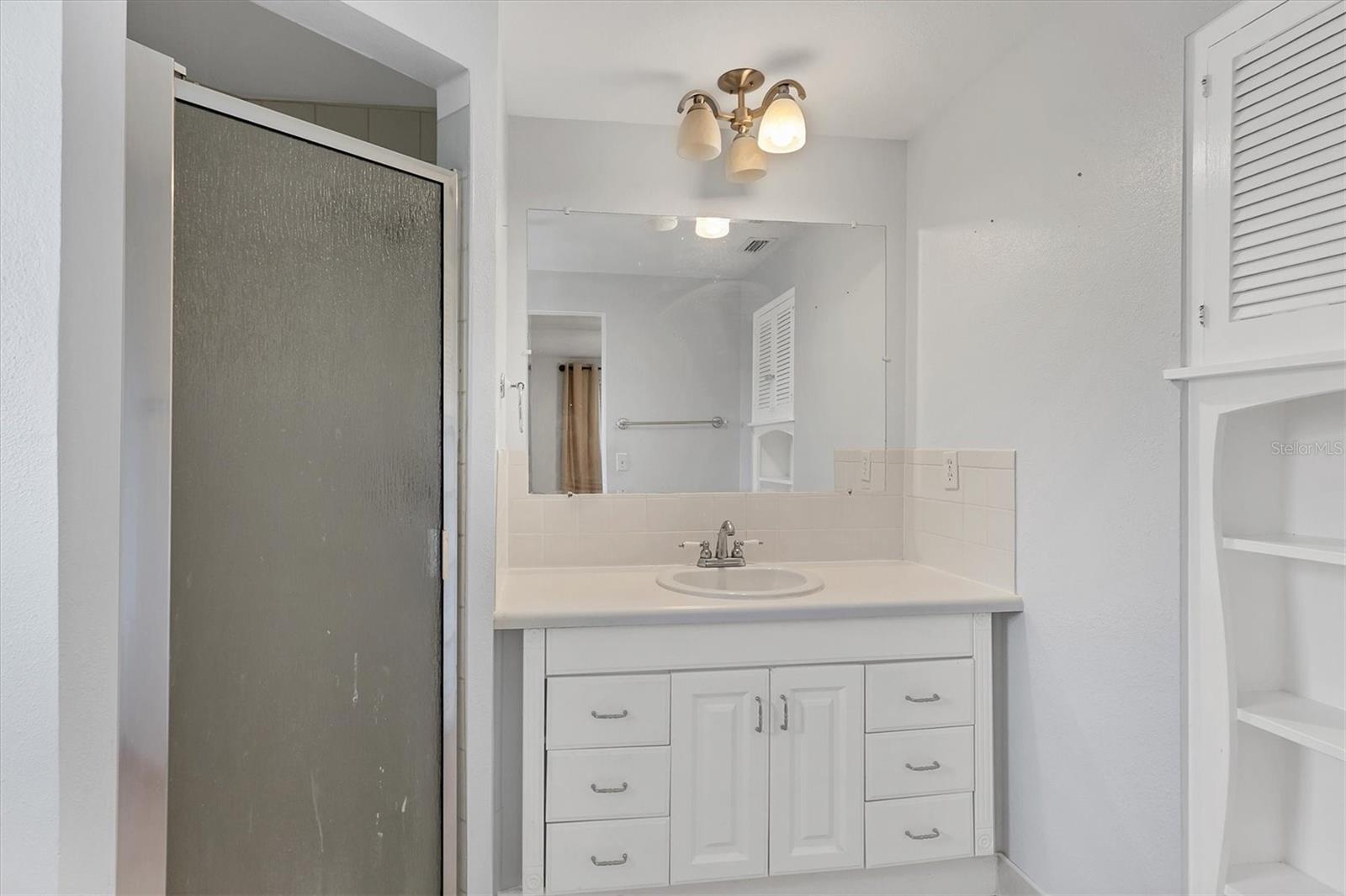 Image 15 of 36 For 1102 Fruitland Avenue