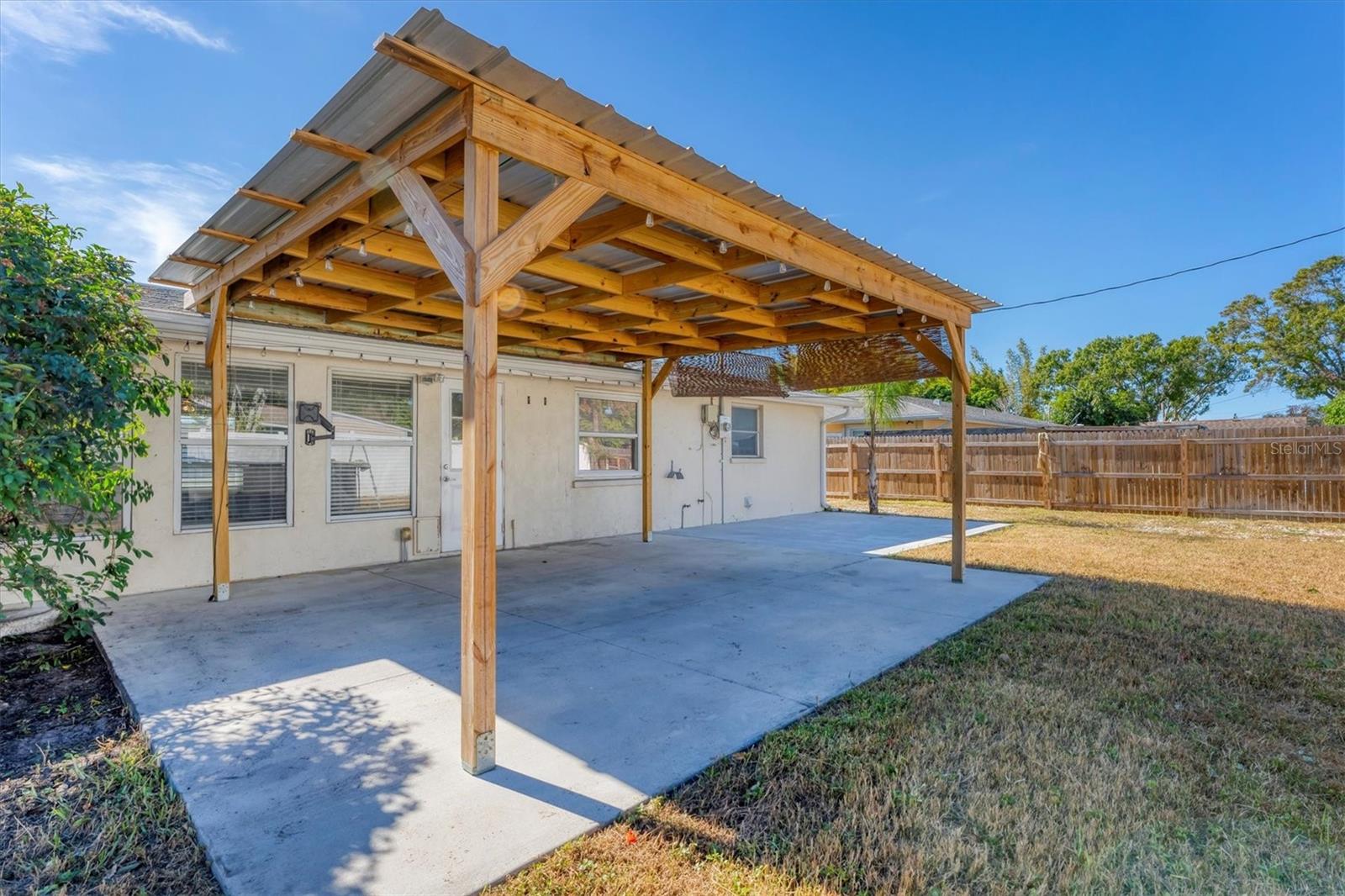 Image 27 of 36 For 1102 Fruitland Avenue