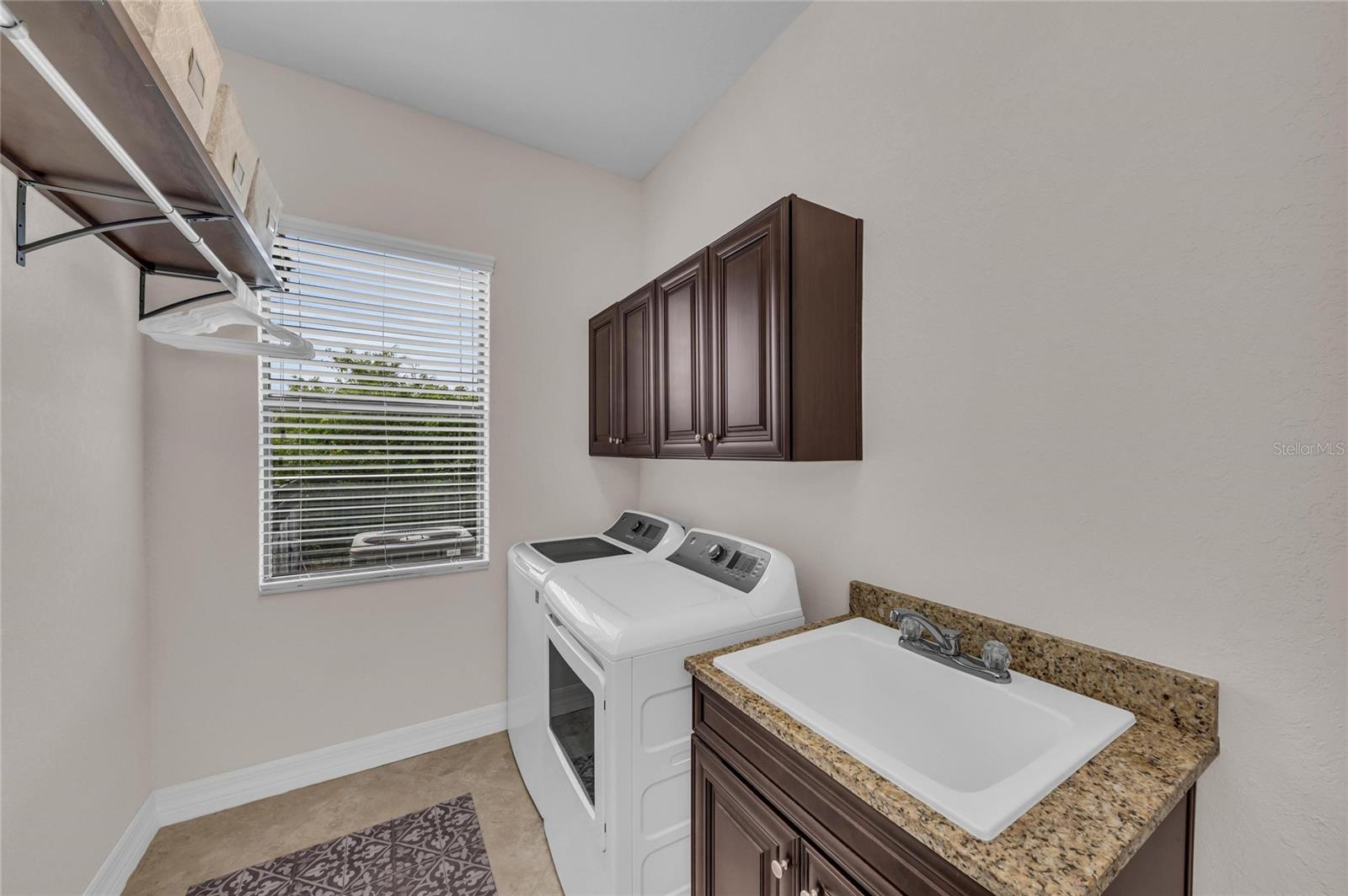 Image 75 of 100 For 5626 Nectar Cove