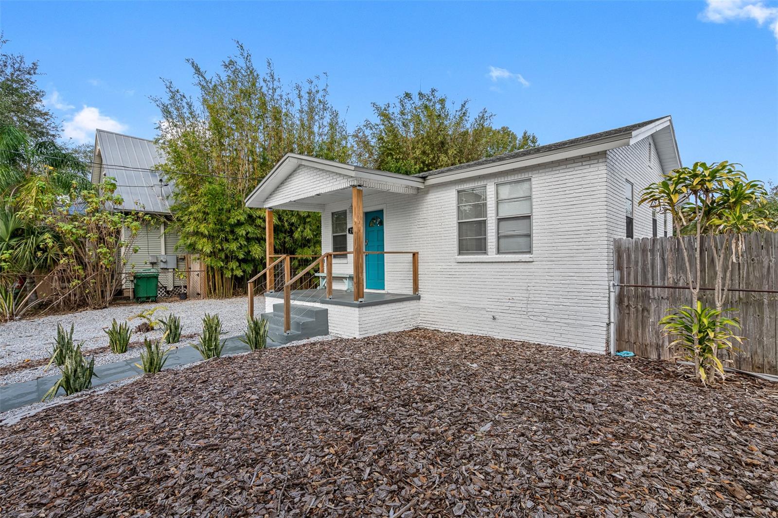 Image 12 of 30 For 2111 Palmetto Street