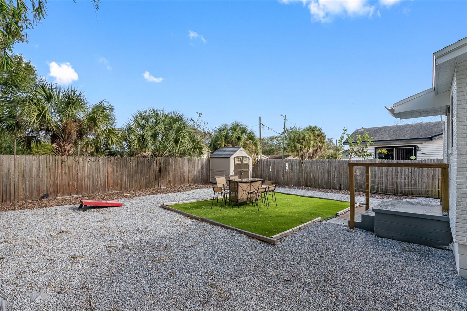 Image 13 of 30 For 2111 Palmetto Street