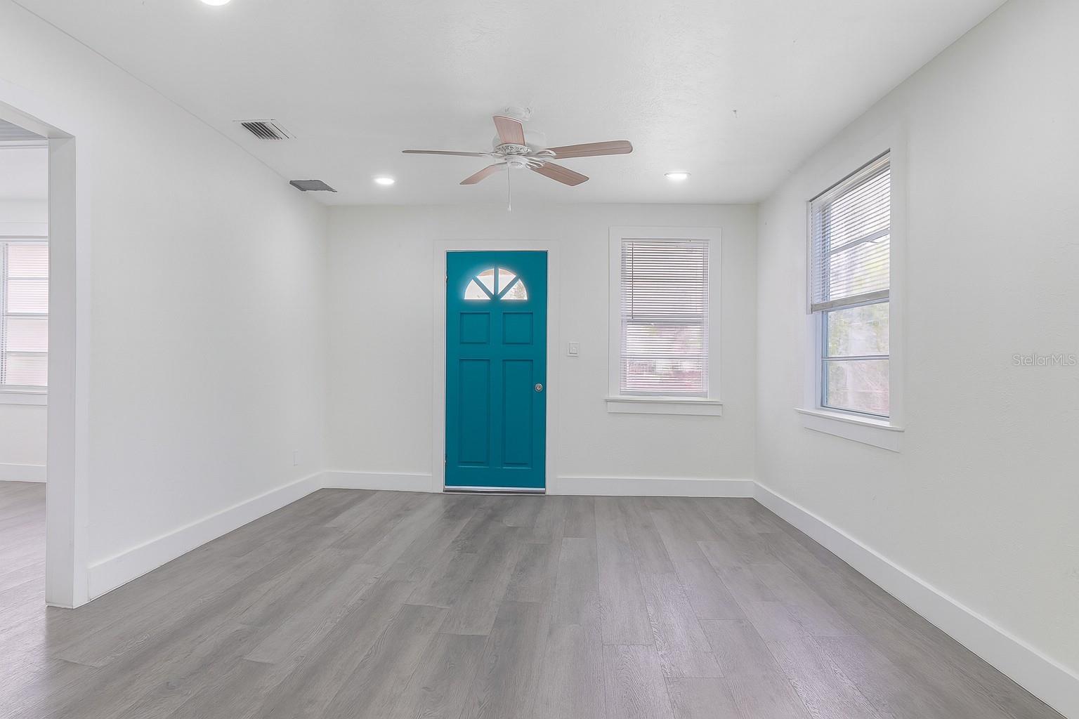 Image 22 of 30 For 2111 Palmetto Street