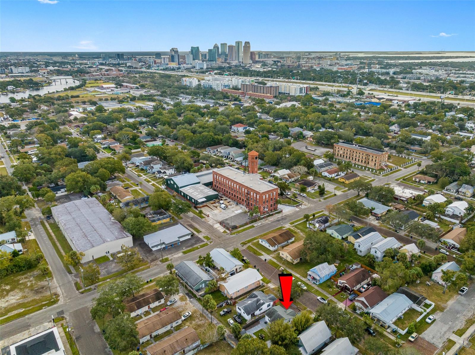 Image 6 of 30 For 2111 Palmetto Street