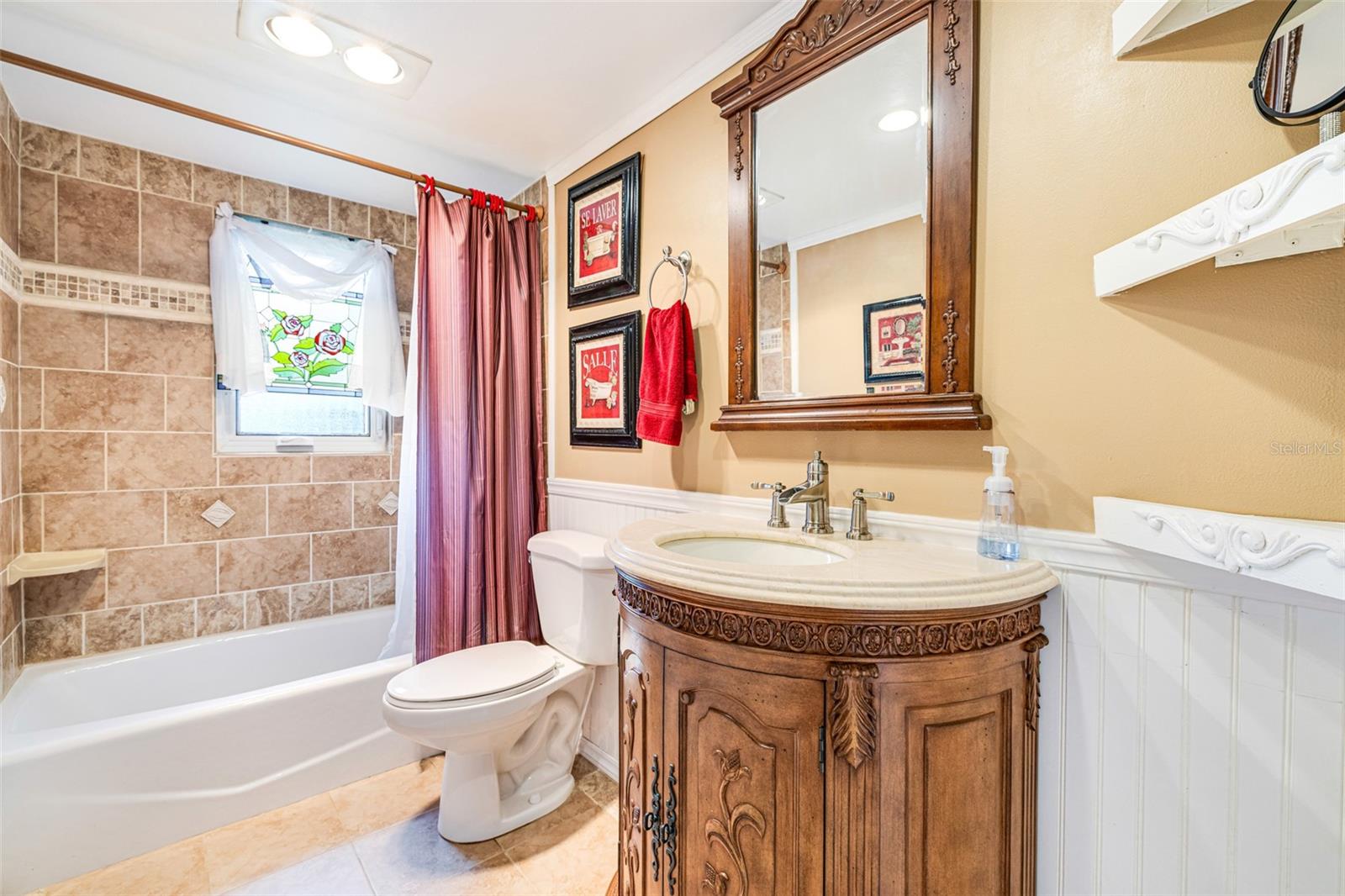 Image 19 of 57 For 17371 Williamsburg Drive