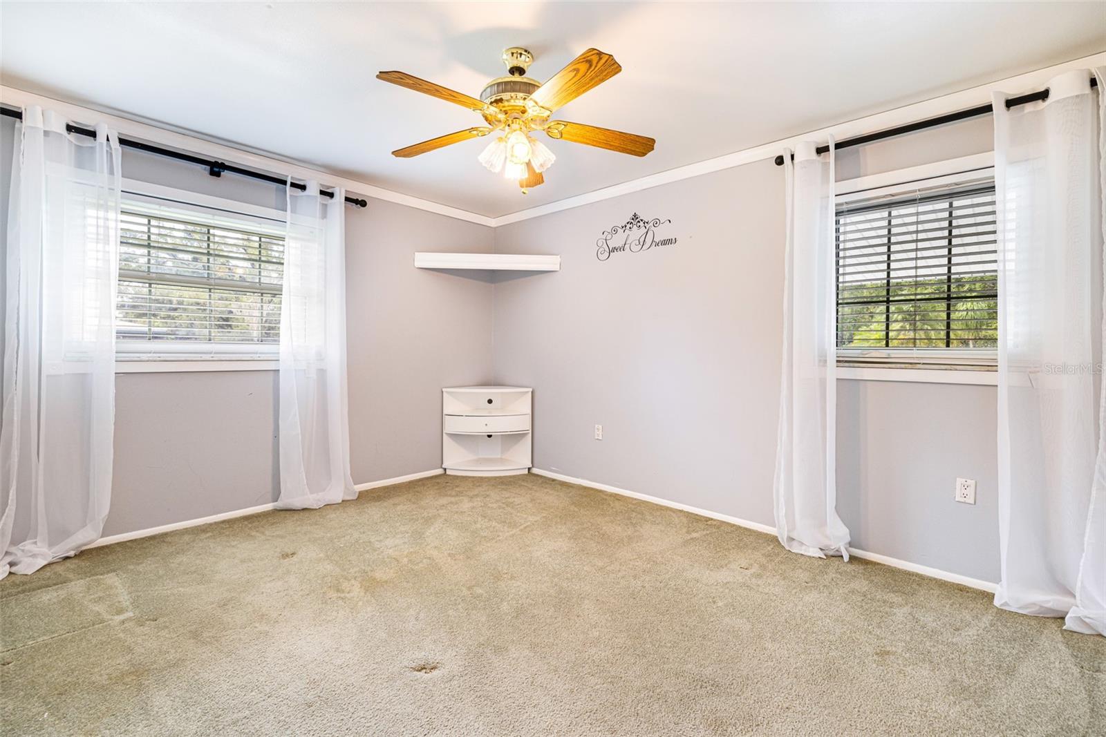 Image 20 of 57 For 17371 Williamsburg Drive