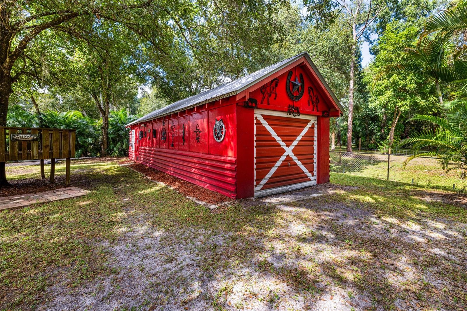 Image 35 of 57 For 17371 Williamsburg Drive