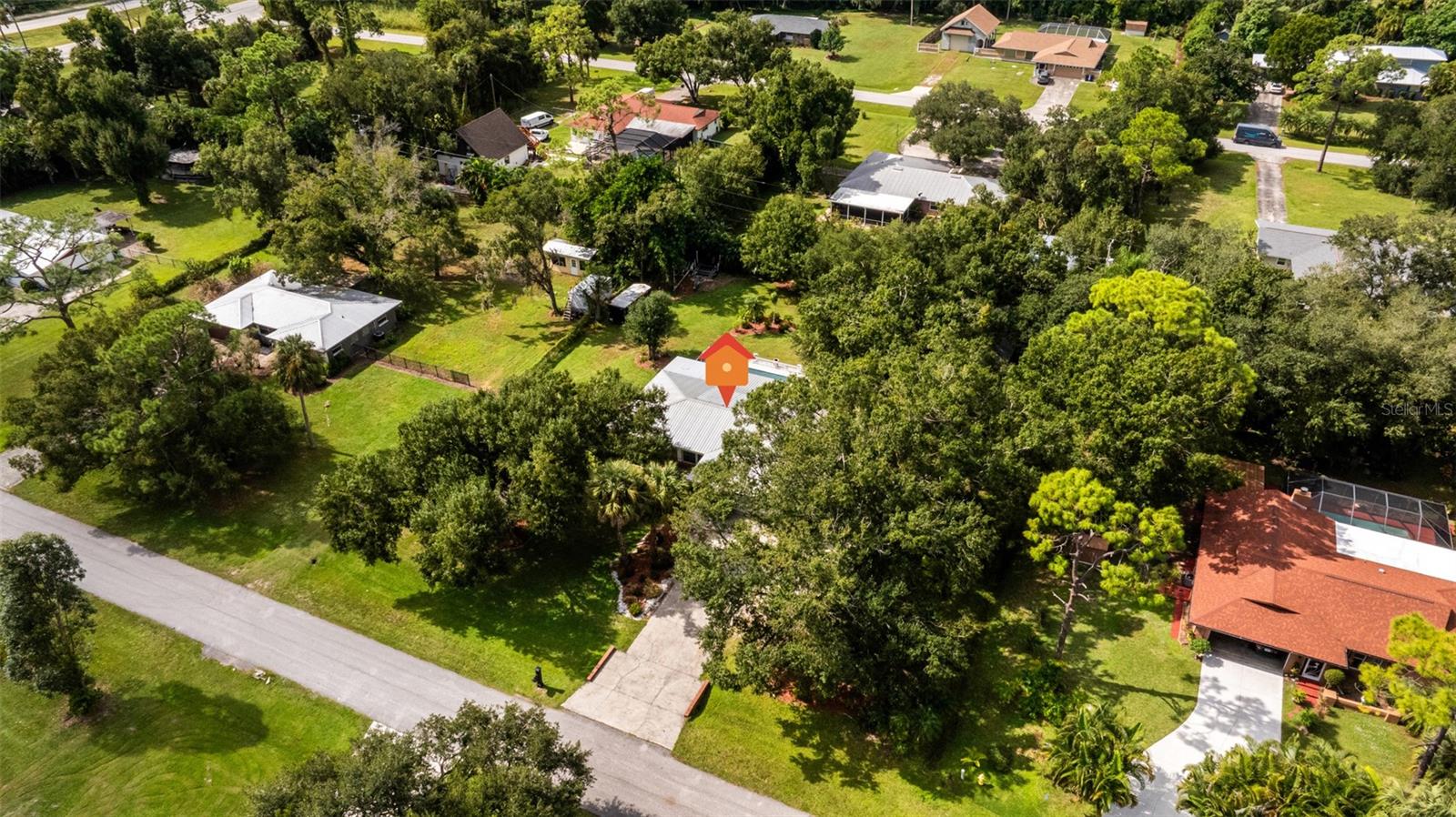 Image 45 of 57 For 17371 Williamsburg Drive