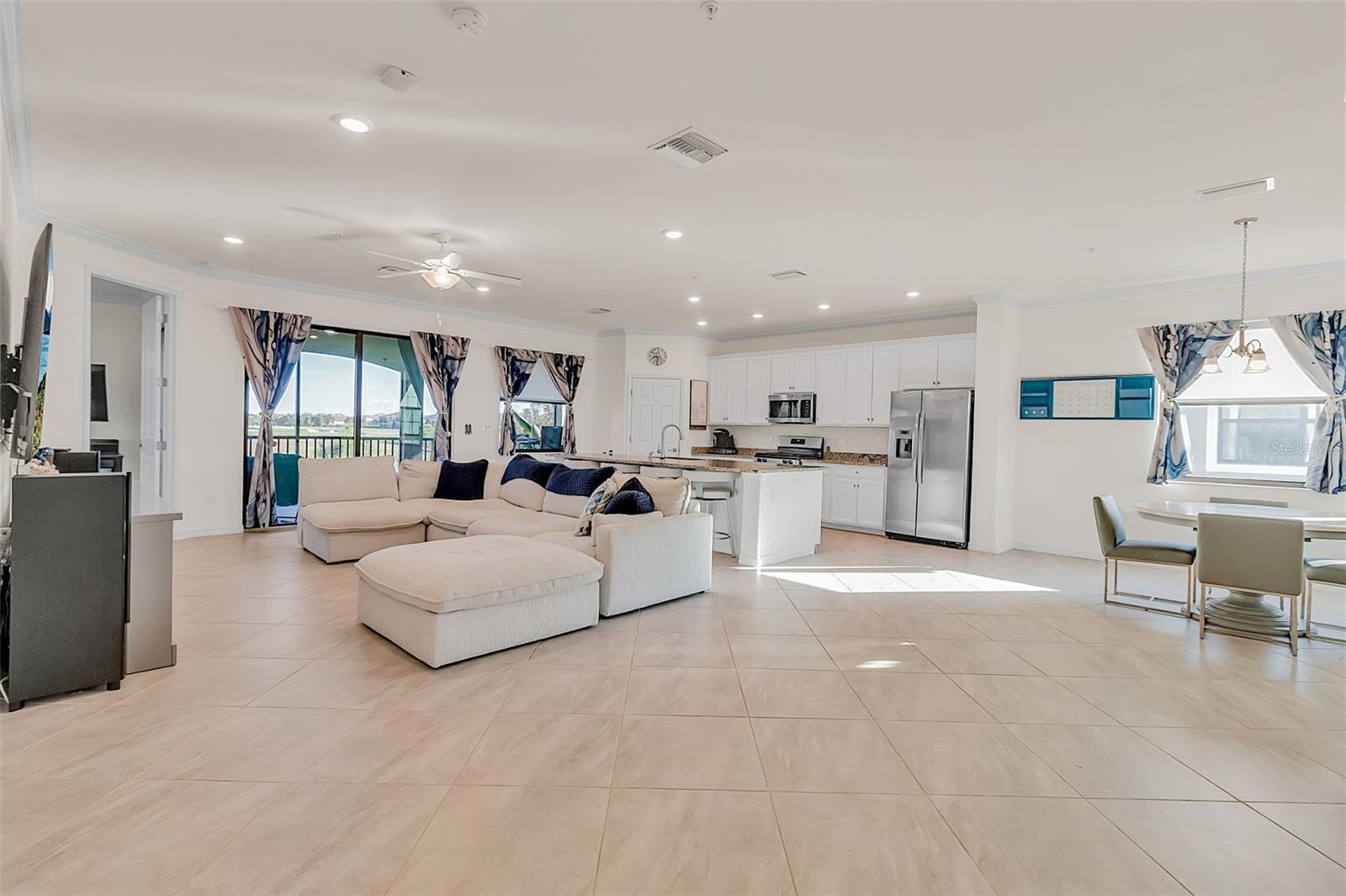 Image 10 of 62 For 18017 Gawthrop Drive 103