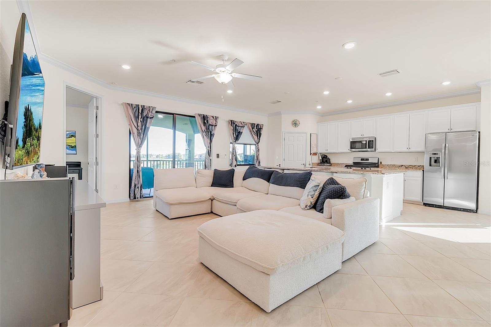 Image 12 of 62 For 18017 Gawthrop Drive 103