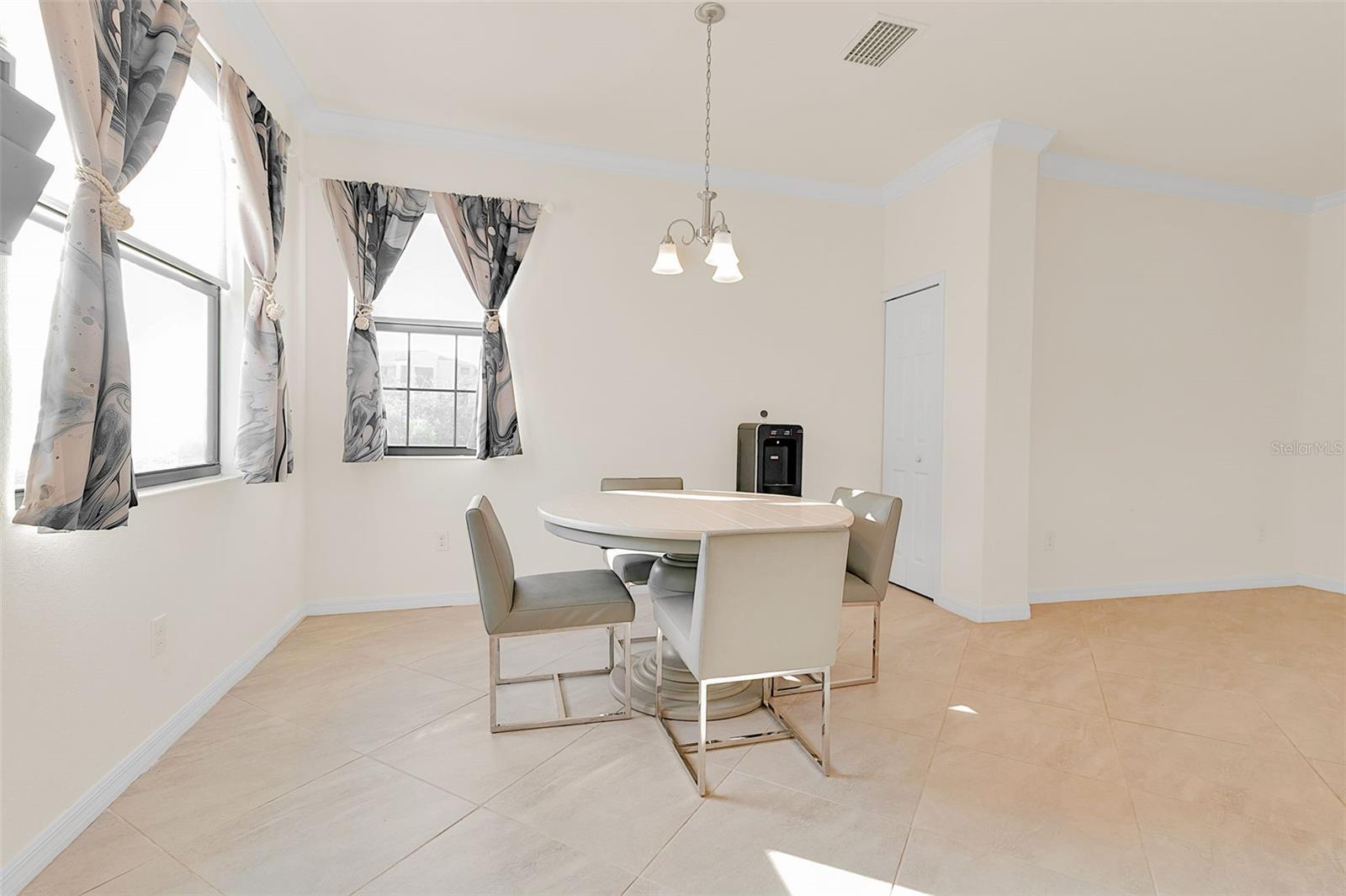 Image 21 of 62 For 18017 Gawthrop Drive 103