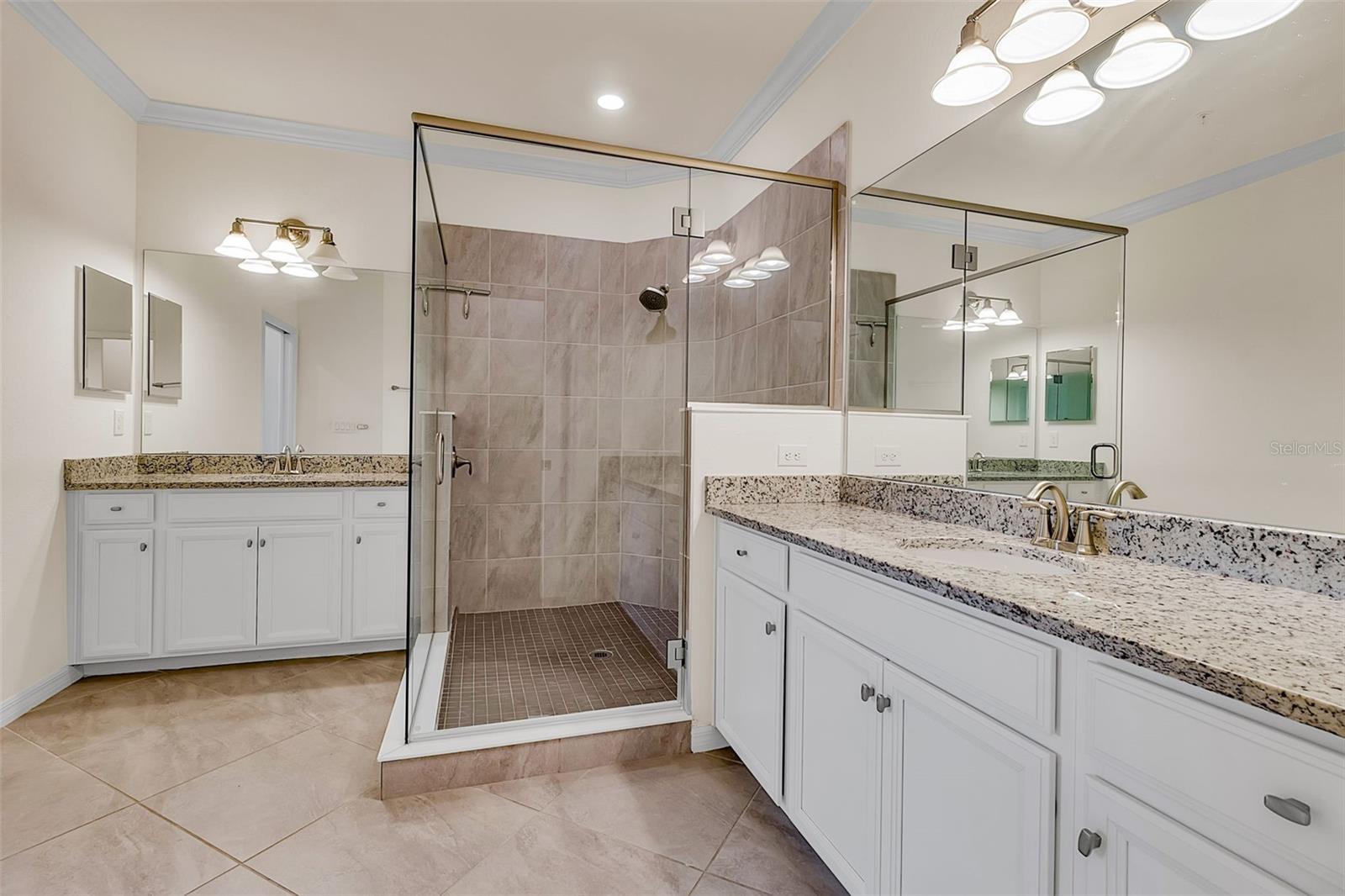 Image 27 of 62 For 18017 Gawthrop Drive 103