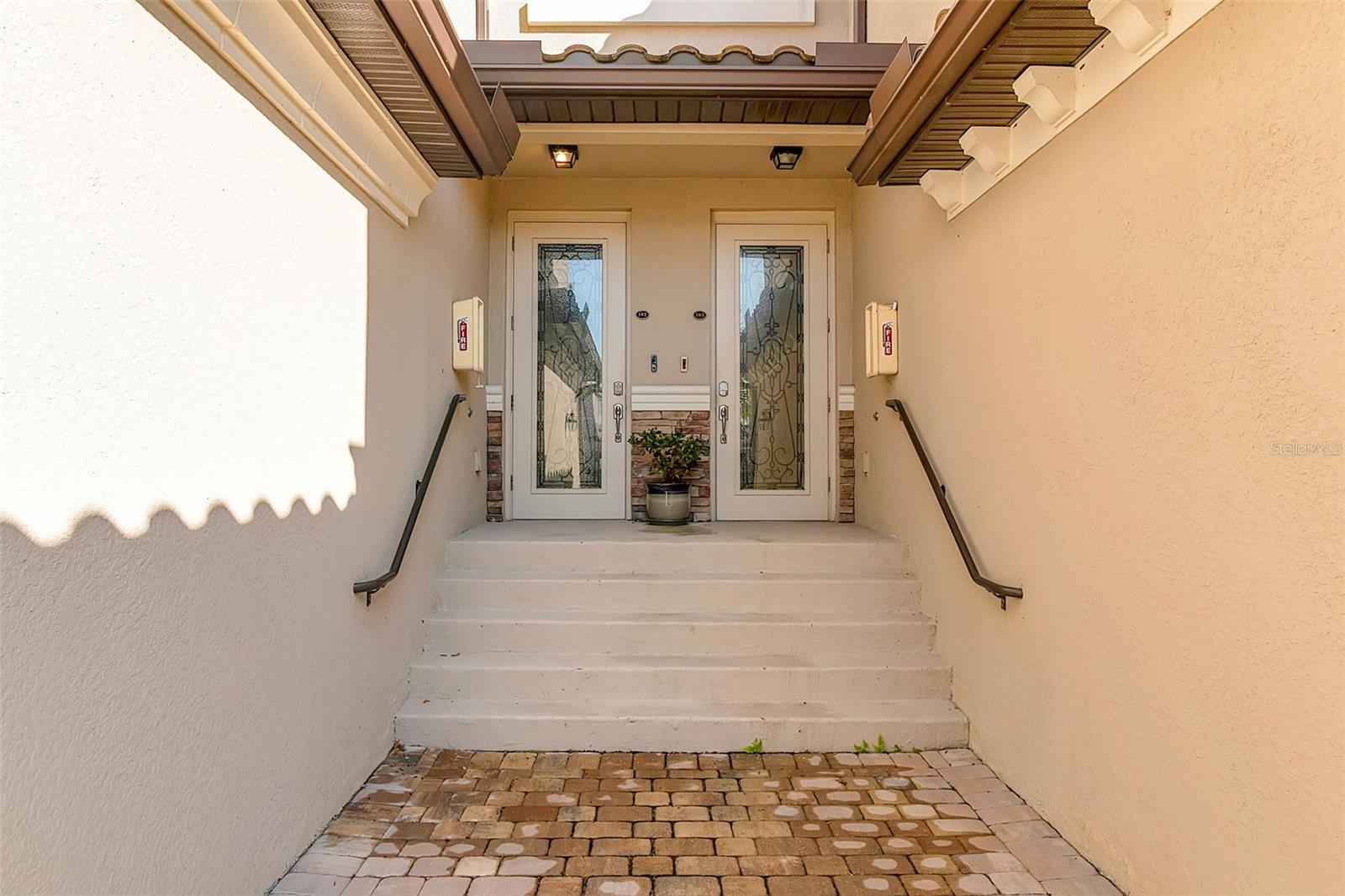 Image 3 of 62 For 18017 Gawthrop Drive 103