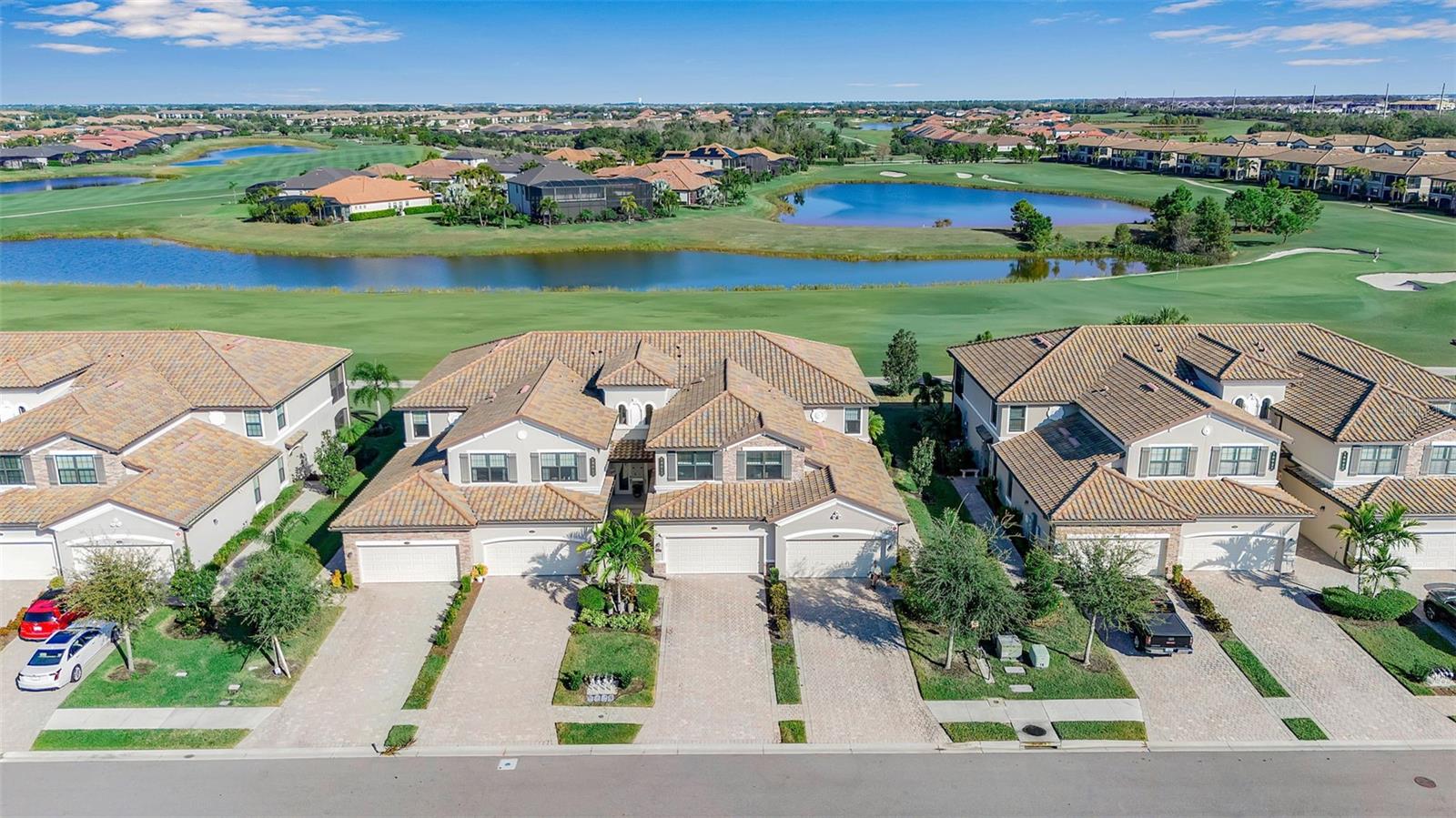 Image 4 of 62 For 18017 Gawthrop Drive 103