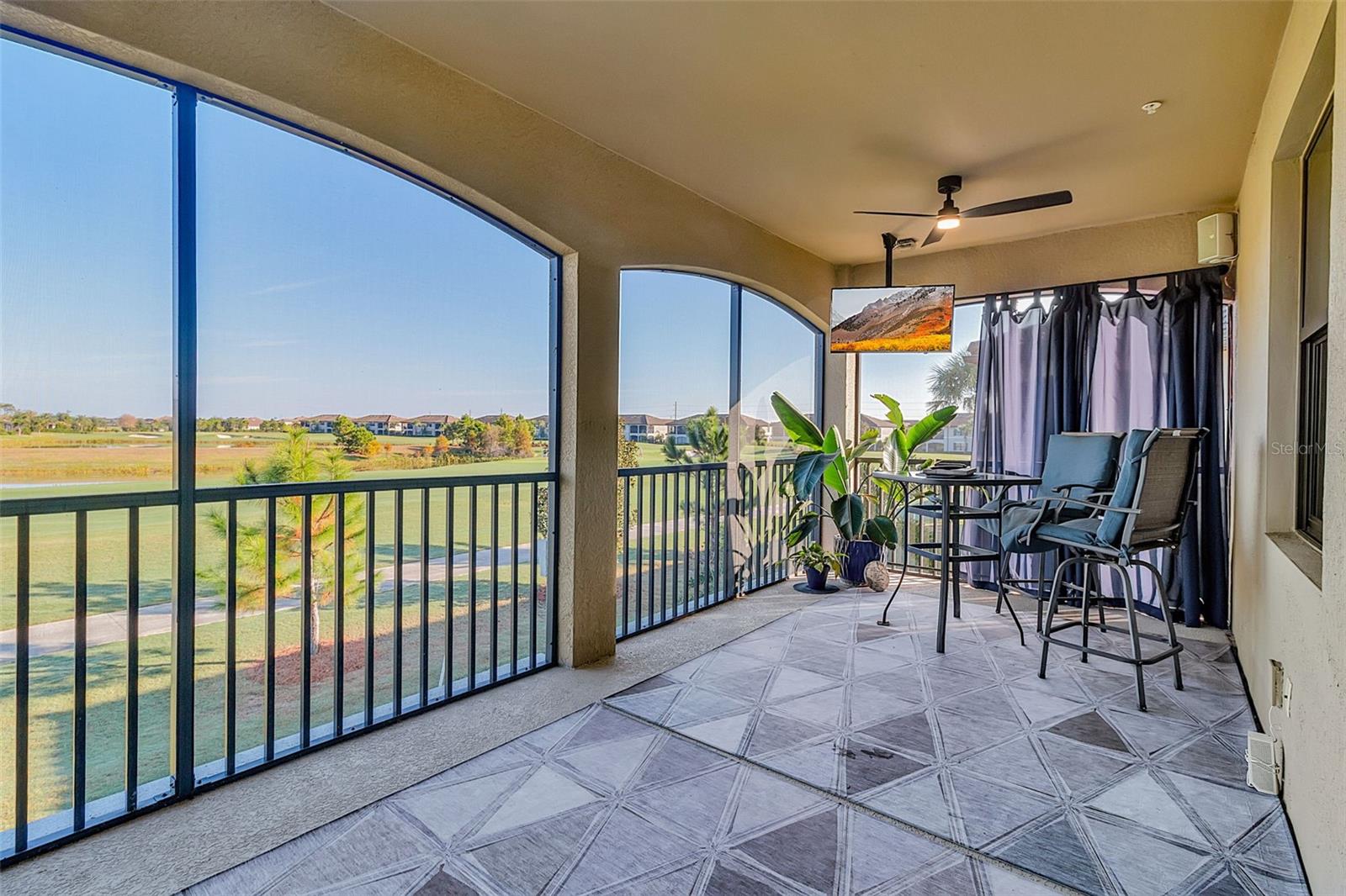 Image 40 of 62 For 18017 Gawthrop Drive 103