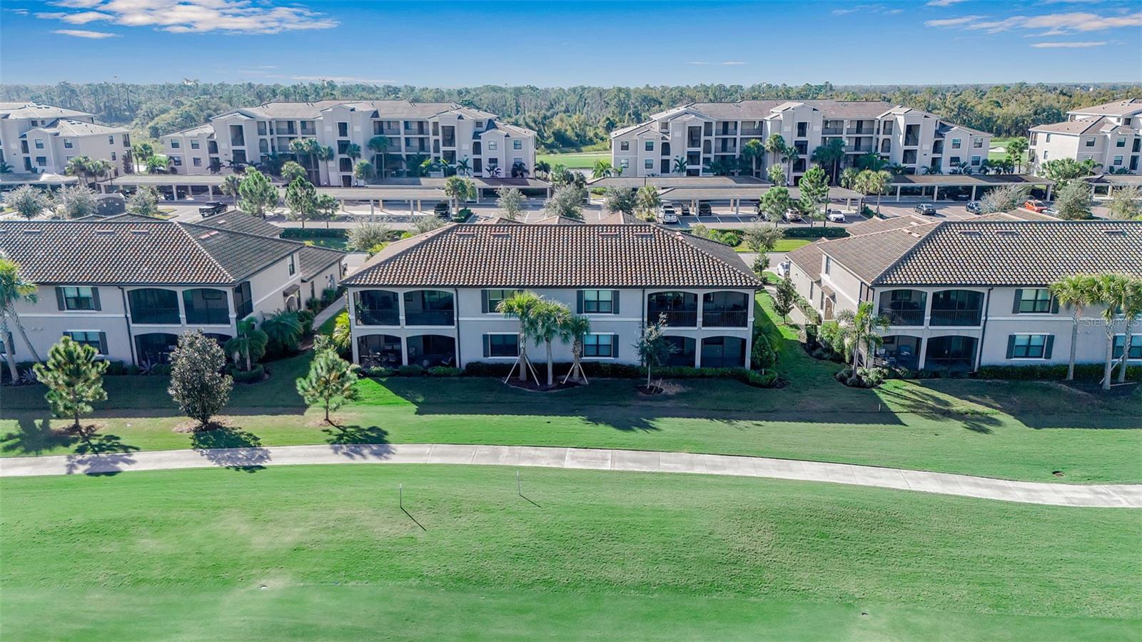 Image 5 of 62 For 18017 Gawthrop Drive 103