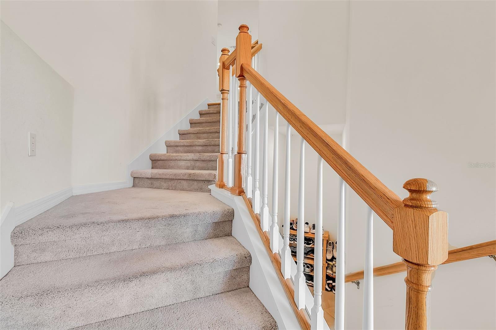 Image 9 of 62 For 18017 Gawthrop Drive 103