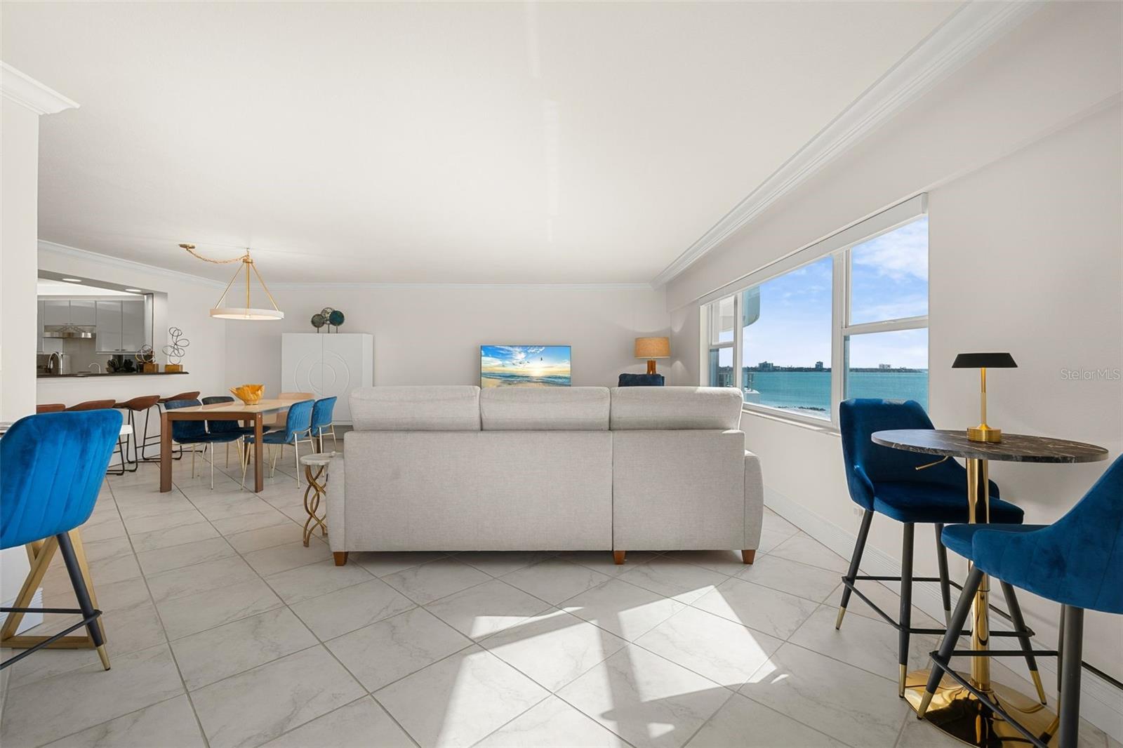 Image 17 of 56 For 1750 Benjamin Franklin Drive 8d