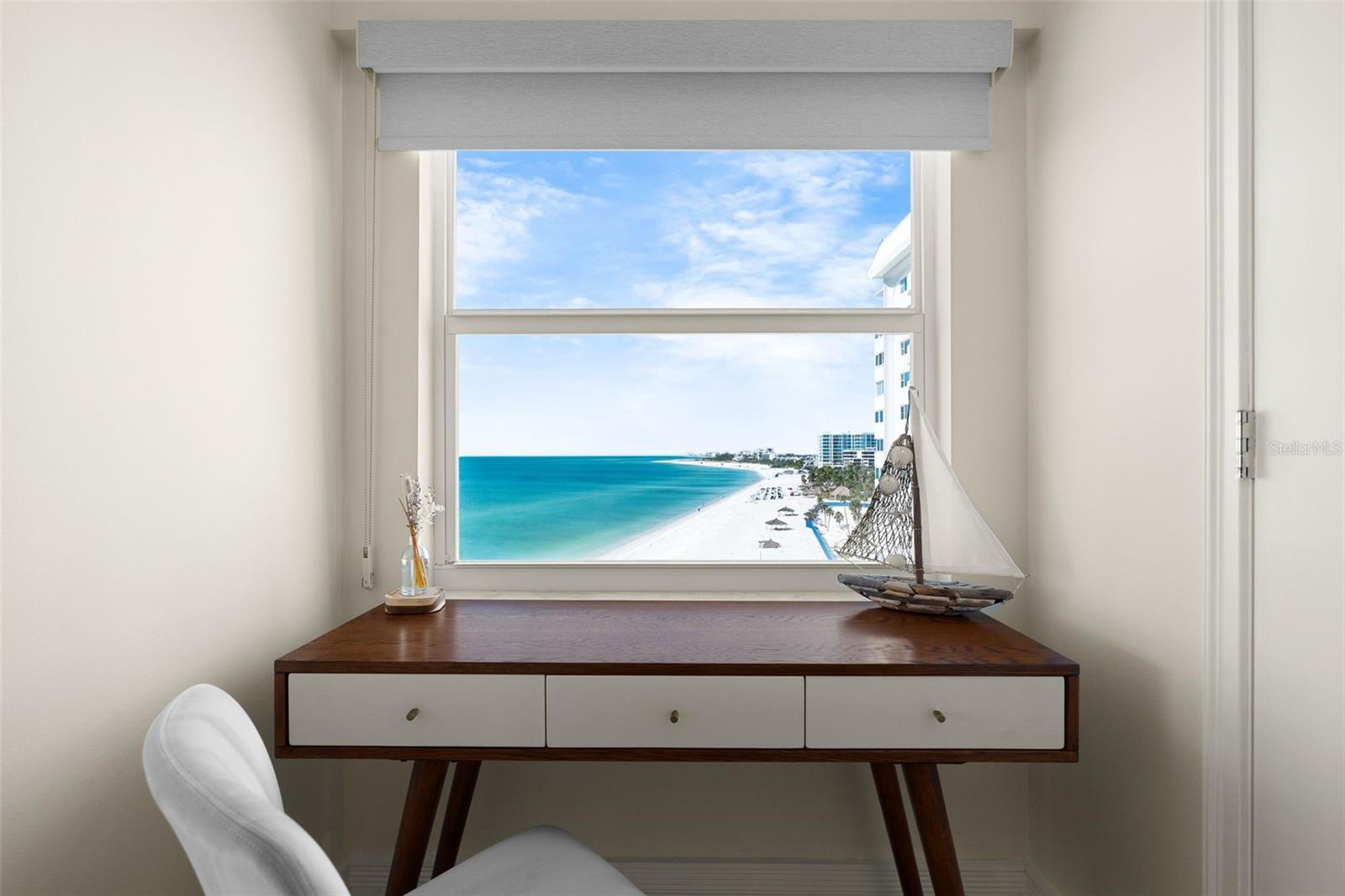 Image 25 of 56 For 1750 Benjamin Franklin Drive 8d