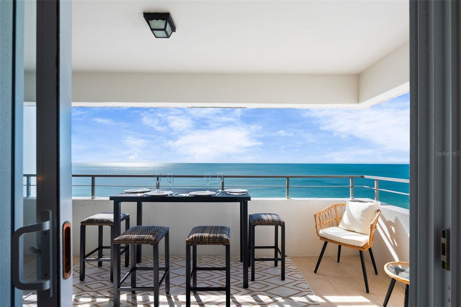 Image 33 of 56 For 1750 Benjamin Franklin Drive 8d