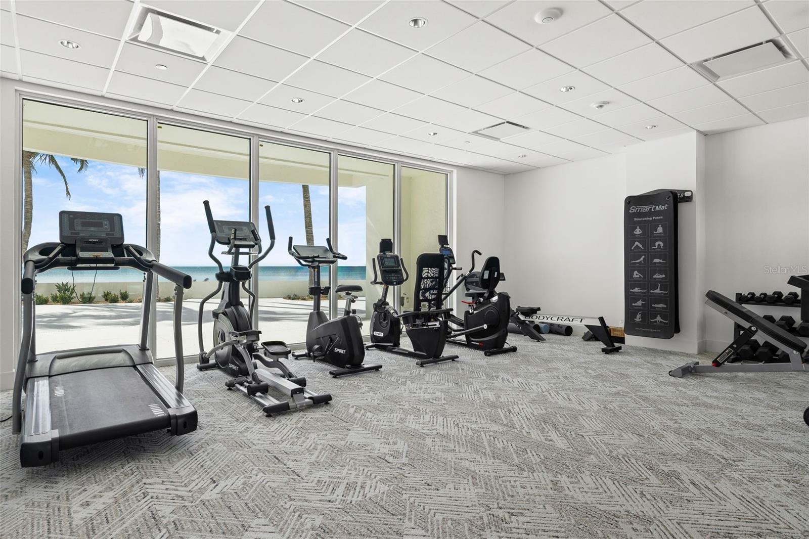 Image 43 of 56 For 1750 Benjamin Franklin Drive 8d