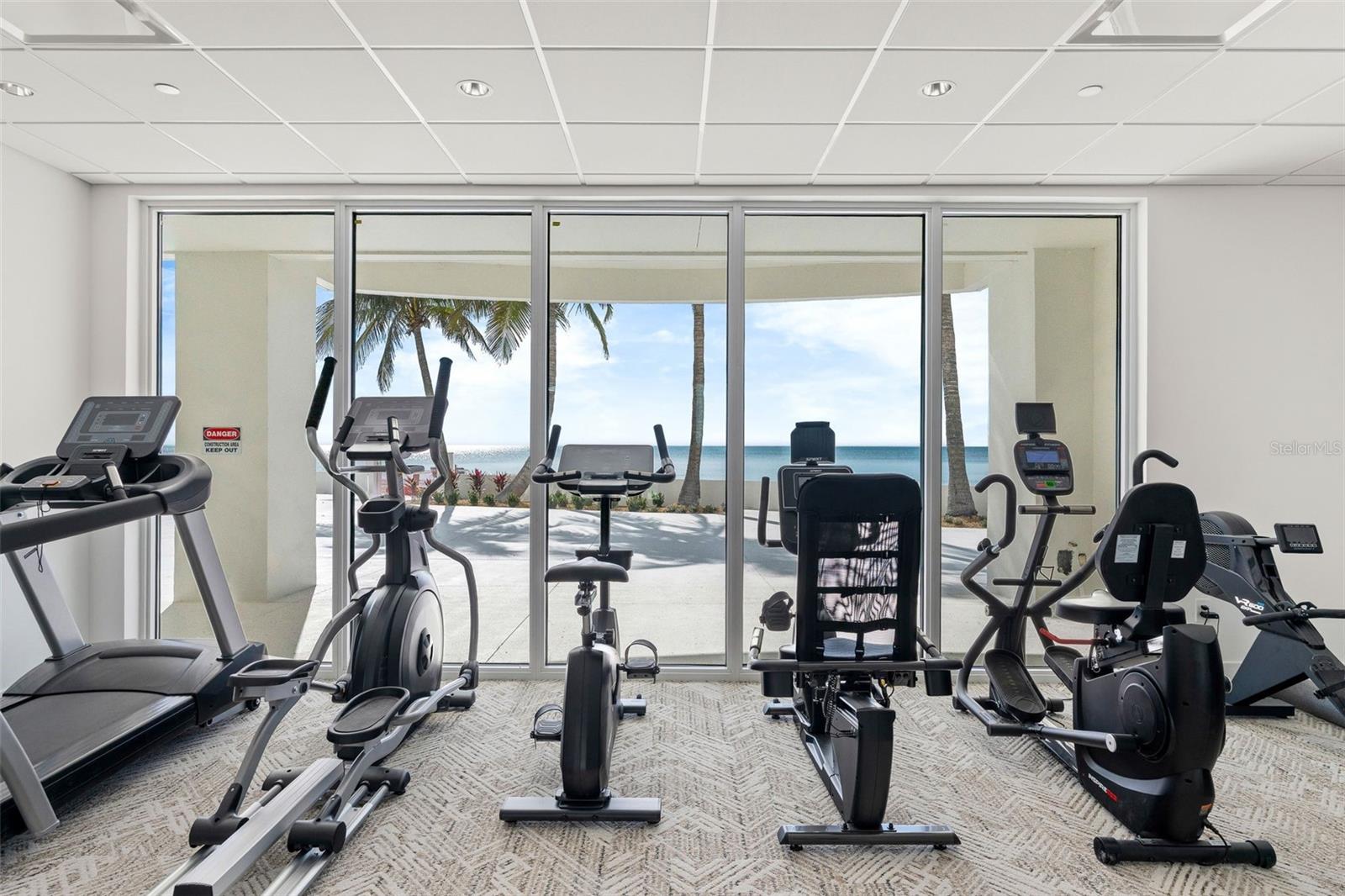 Image 45 of 56 For 1750 Benjamin Franklin Drive 8d