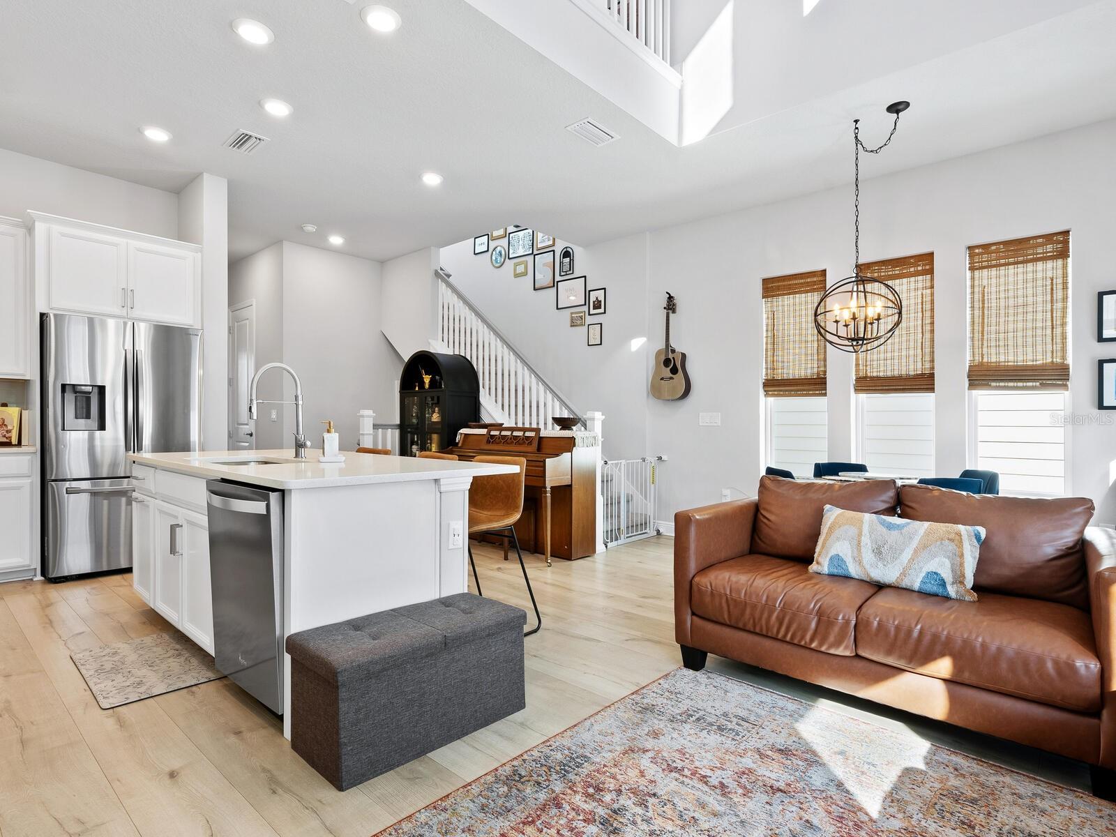 Image 12 of 41 For 2337 Lindstrom Street