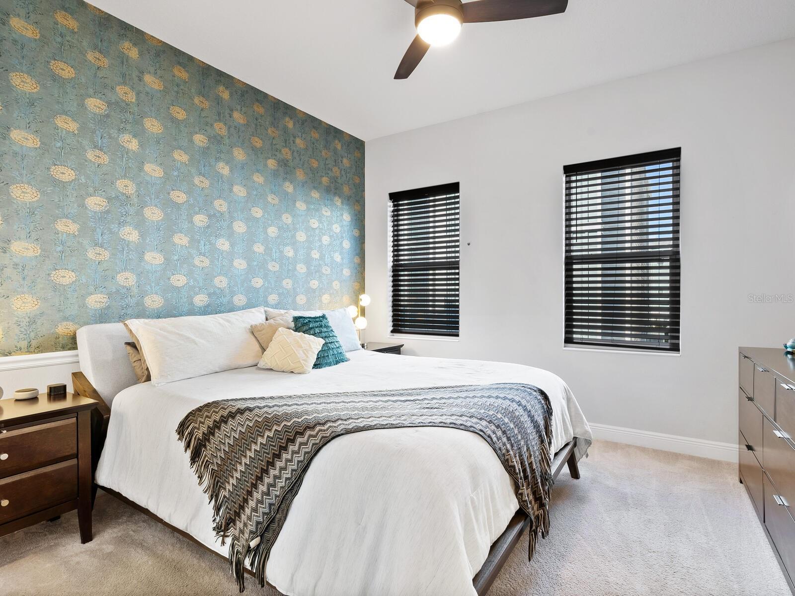 Image 18 of 41 For 2337 Lindstrom Street