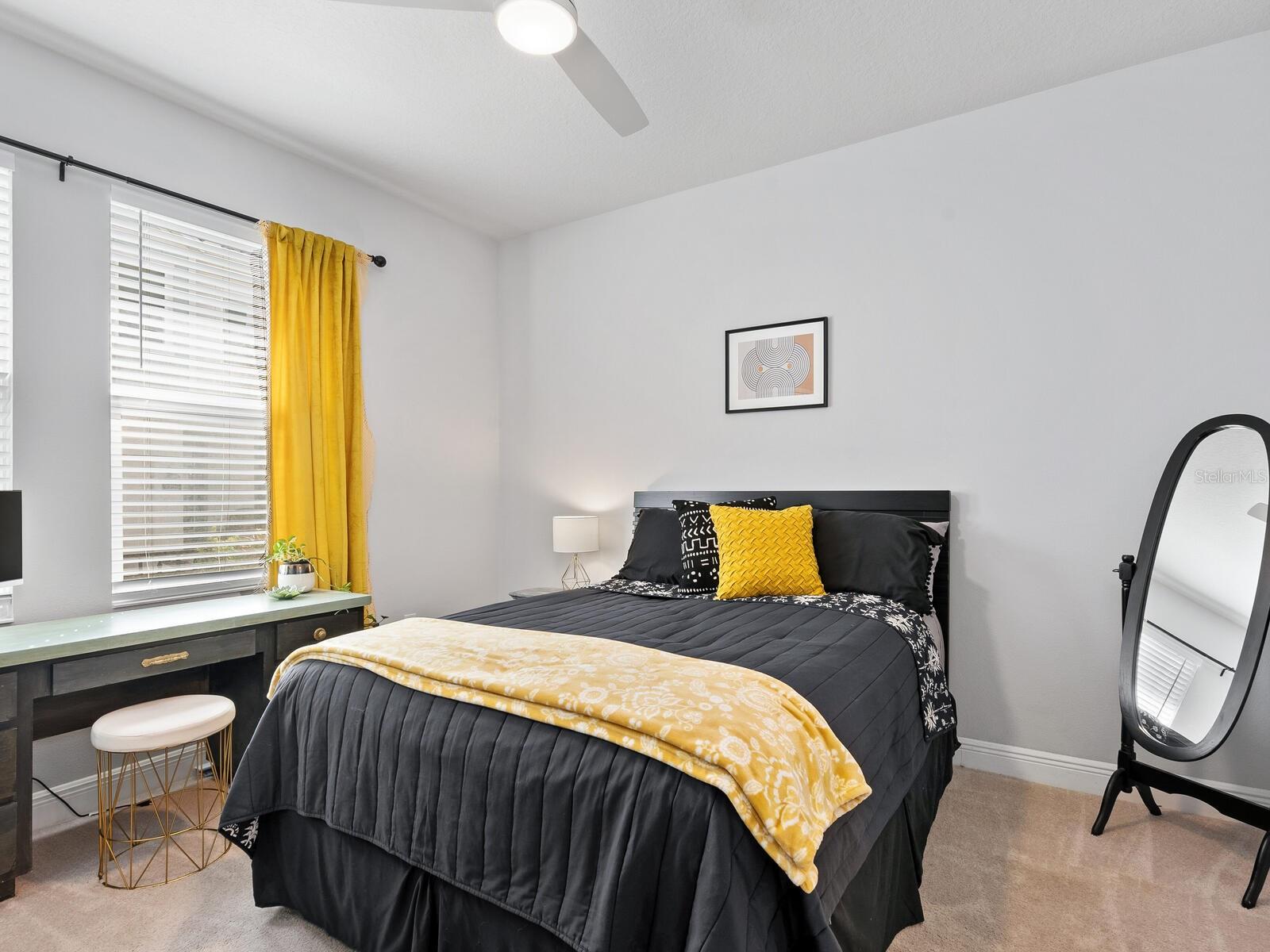 Image 21 of 41 For 2337 Lindstrom Street