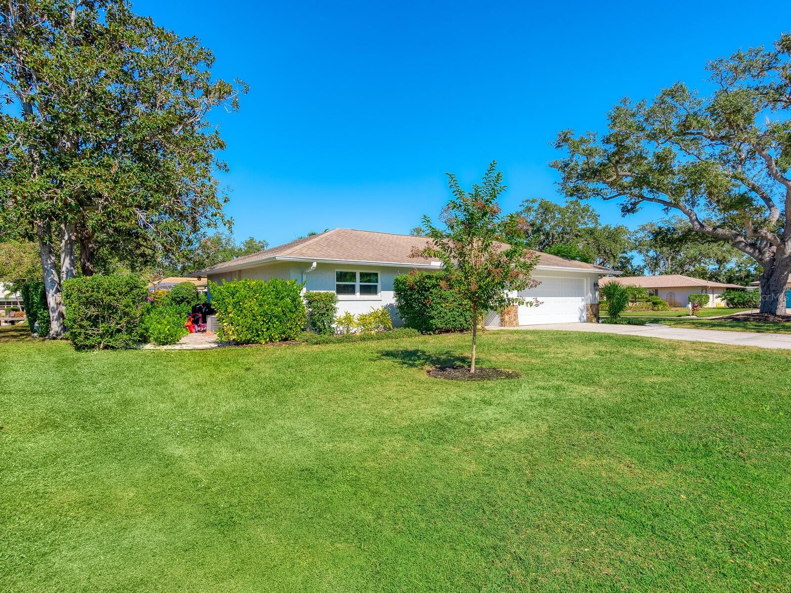 Image 33 of 46 For 130 Mimosa Drive