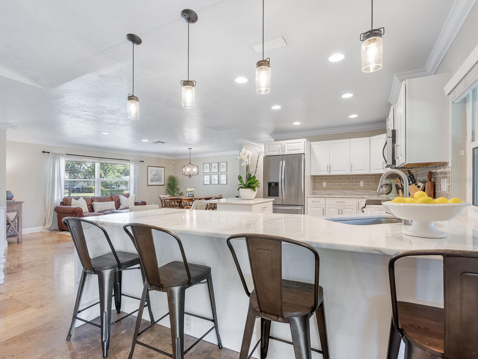 Image 7 of 46 For 130 Mimosa Drive