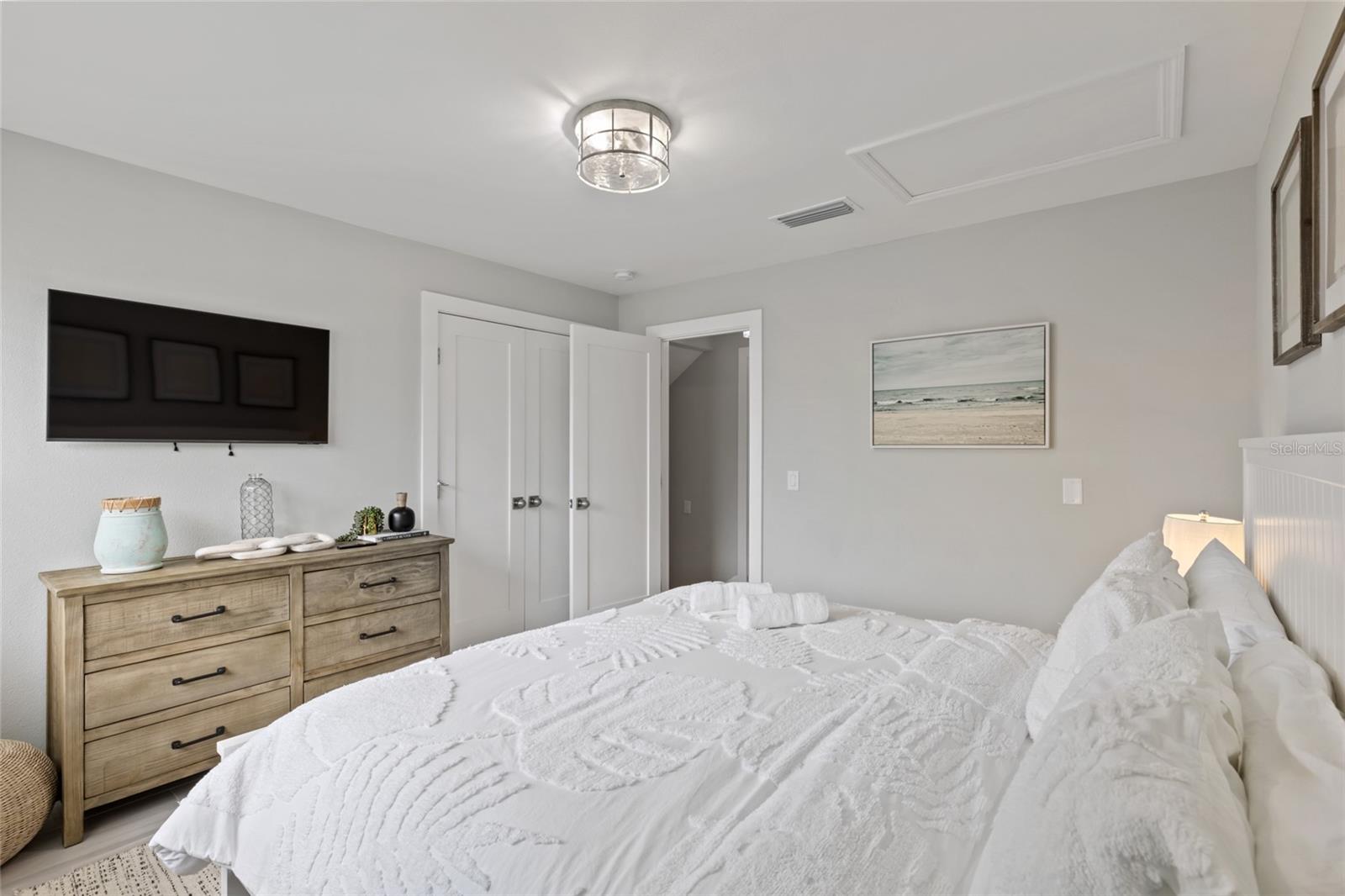 Image 13 of 62 For 110 Spring Avenue