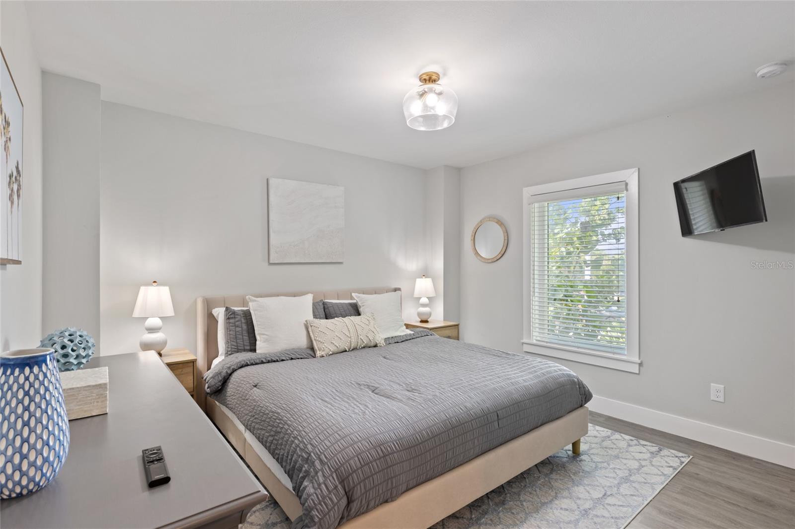 Image 26 of 62 For 110 Spring Avenue