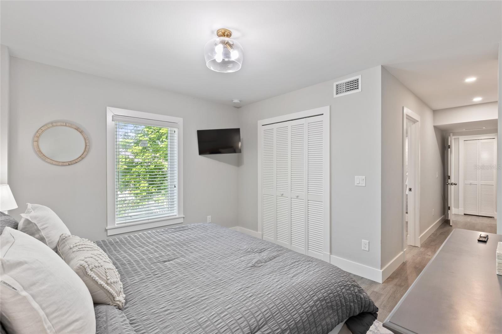 Image 29 of 62 For 110 Spring Avenue